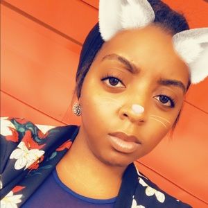 Meet your Posher, Renee